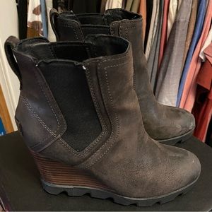 Sorel leather wedges